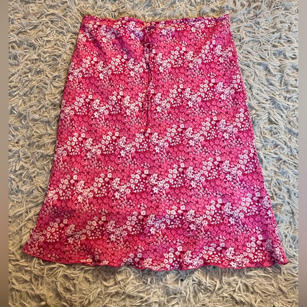 Fashionbug pink floral flowey skirt